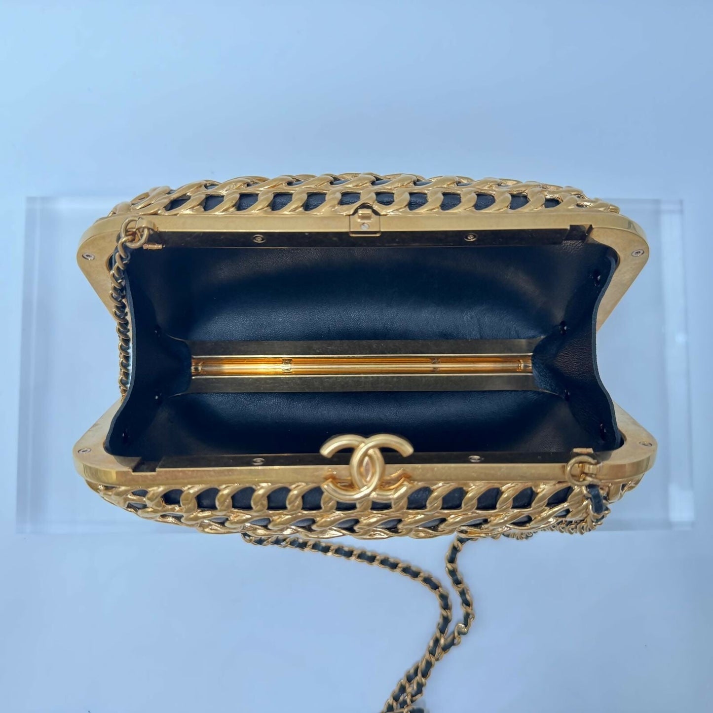 Chanel Pre-Fall 2019 Lambskin Gold Metal Clutch