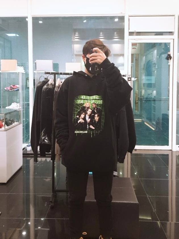 Luxury Balenciaga Trending 2026 Speed Hunter Print Hoodie Black