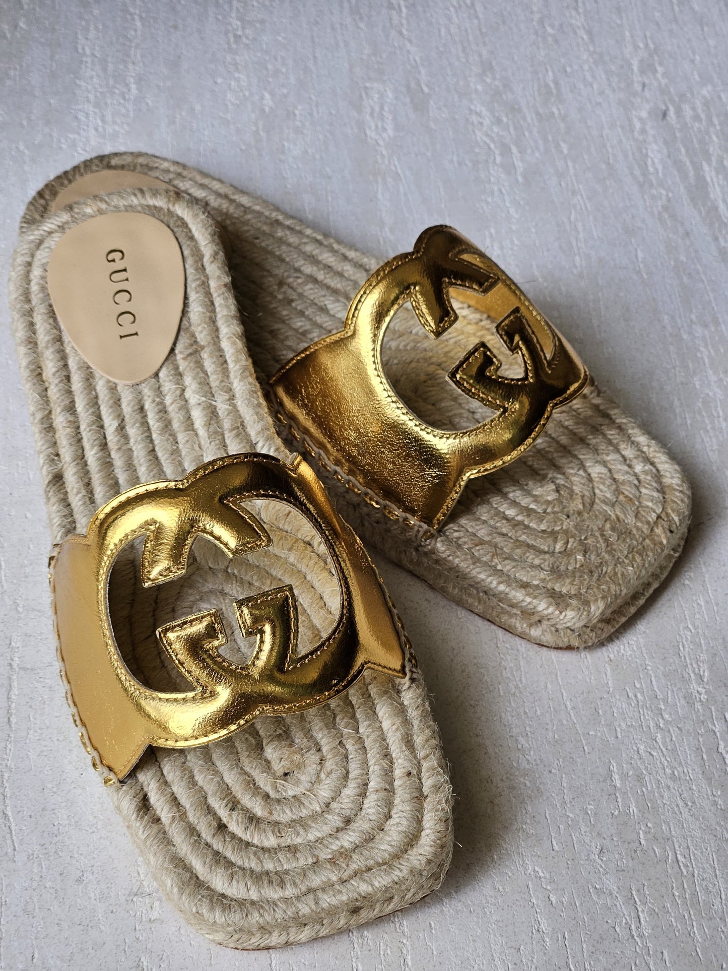 GUCCI