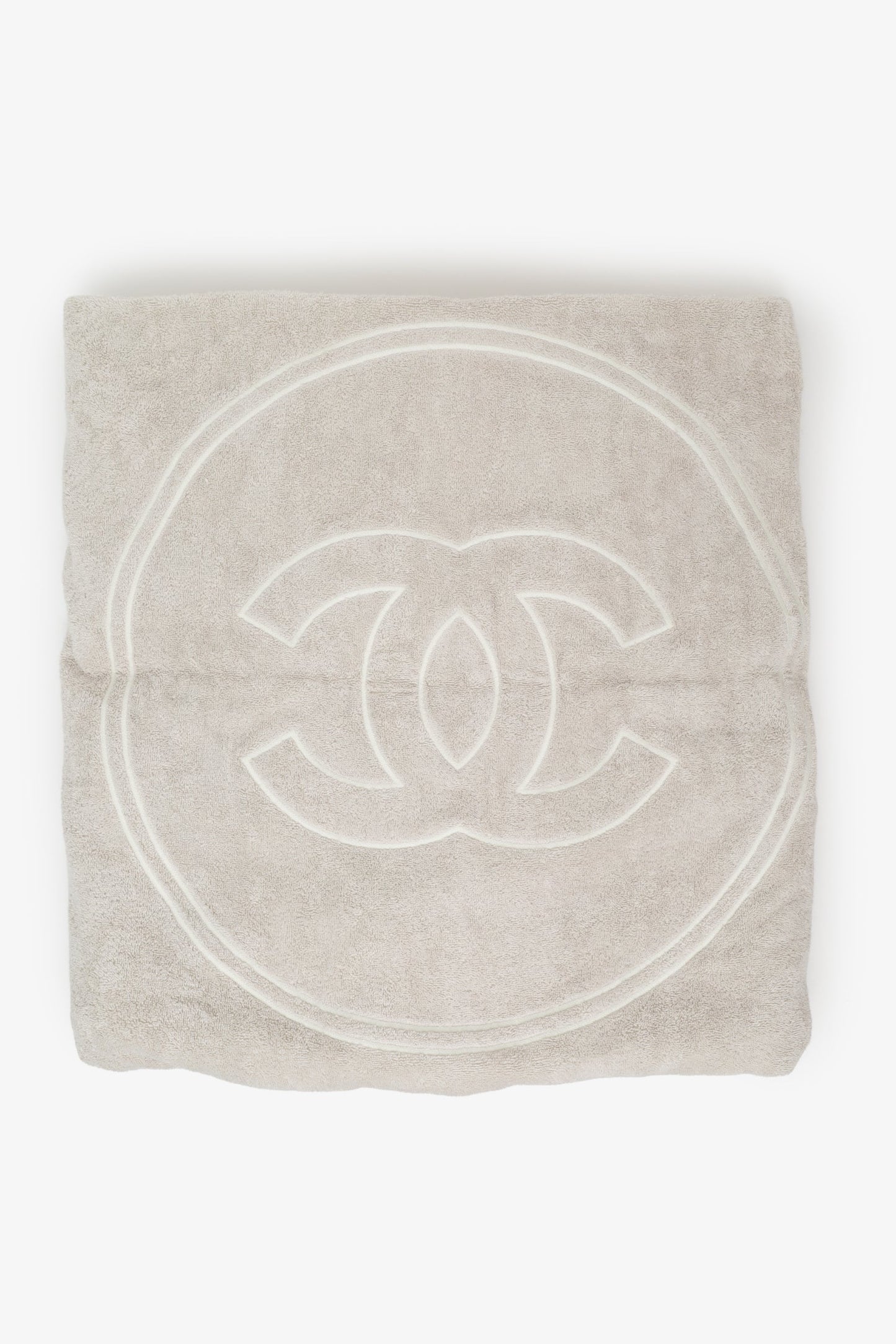 Chanel™ Beige/White Terry Cotton CC Beach Tote Towel Set