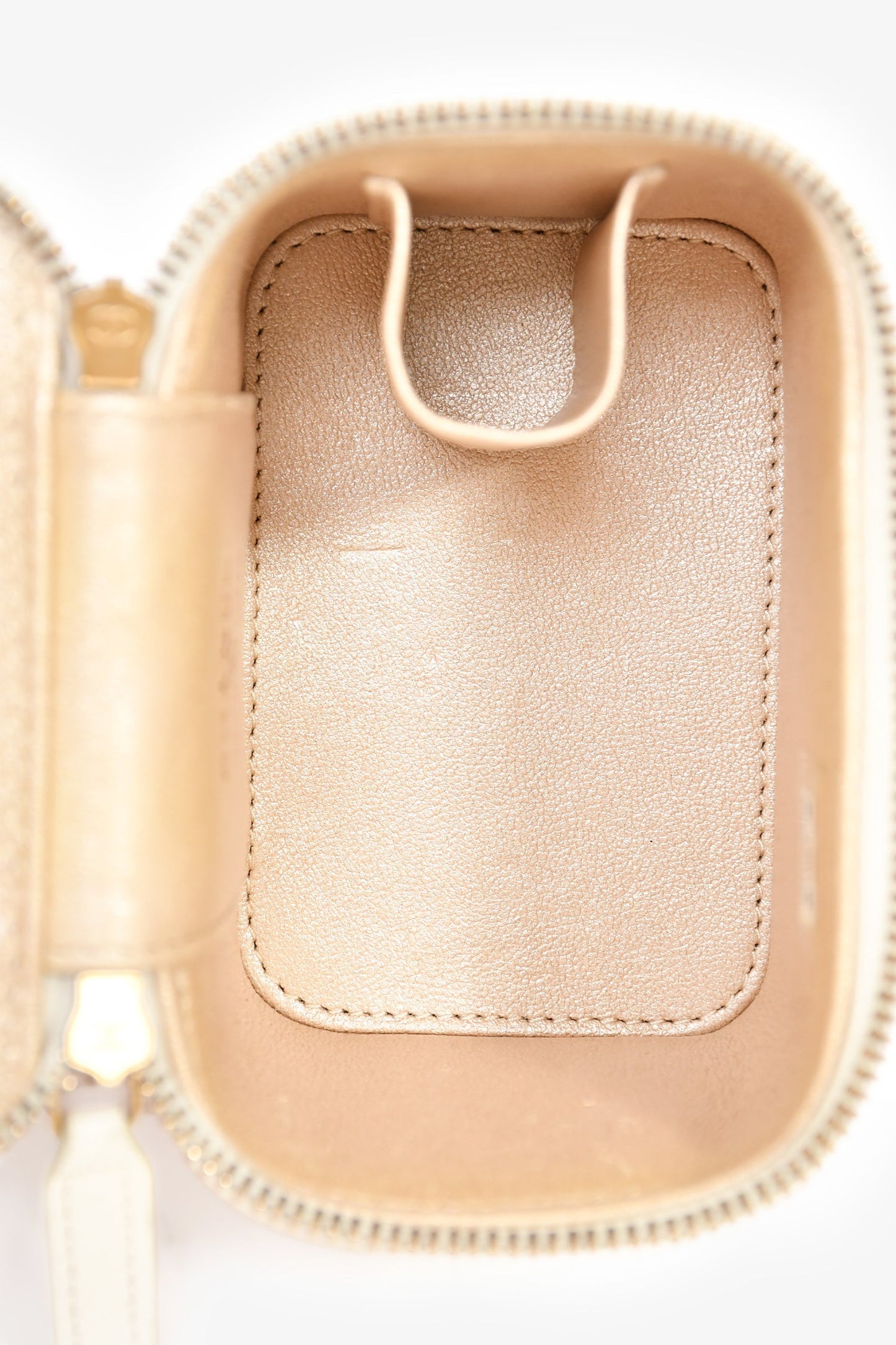 Chanel™ 2022 White Lambskin Mini Vanity On Chain