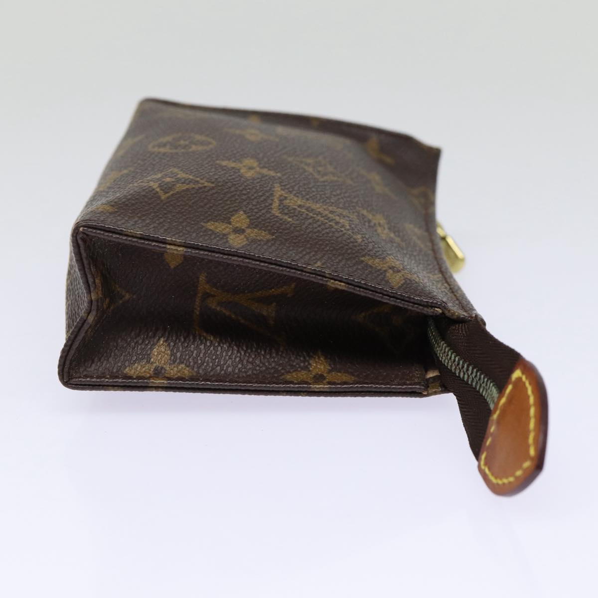LOUIS VUITTON Monogram Poche Toilette 15 Pouch M47546 LV Auth fm3777