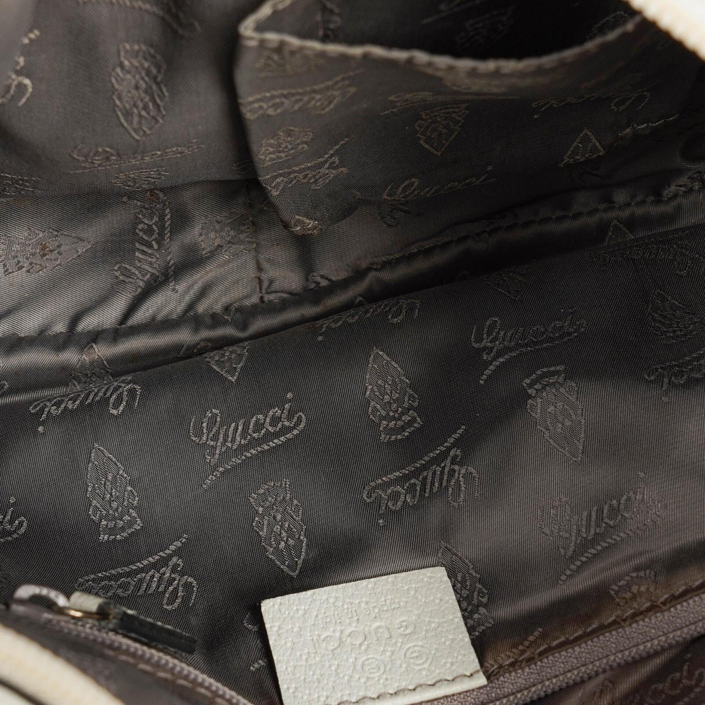 Gucci GG Supreme Pop SIlver Handbag