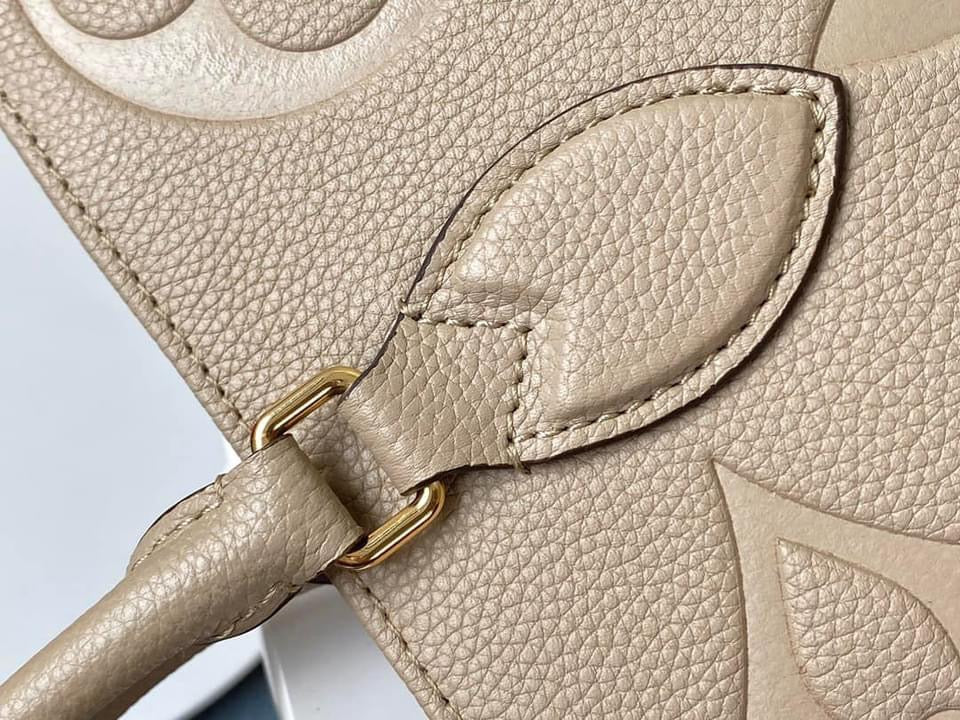 Louis Vuitton MM Tote Bag