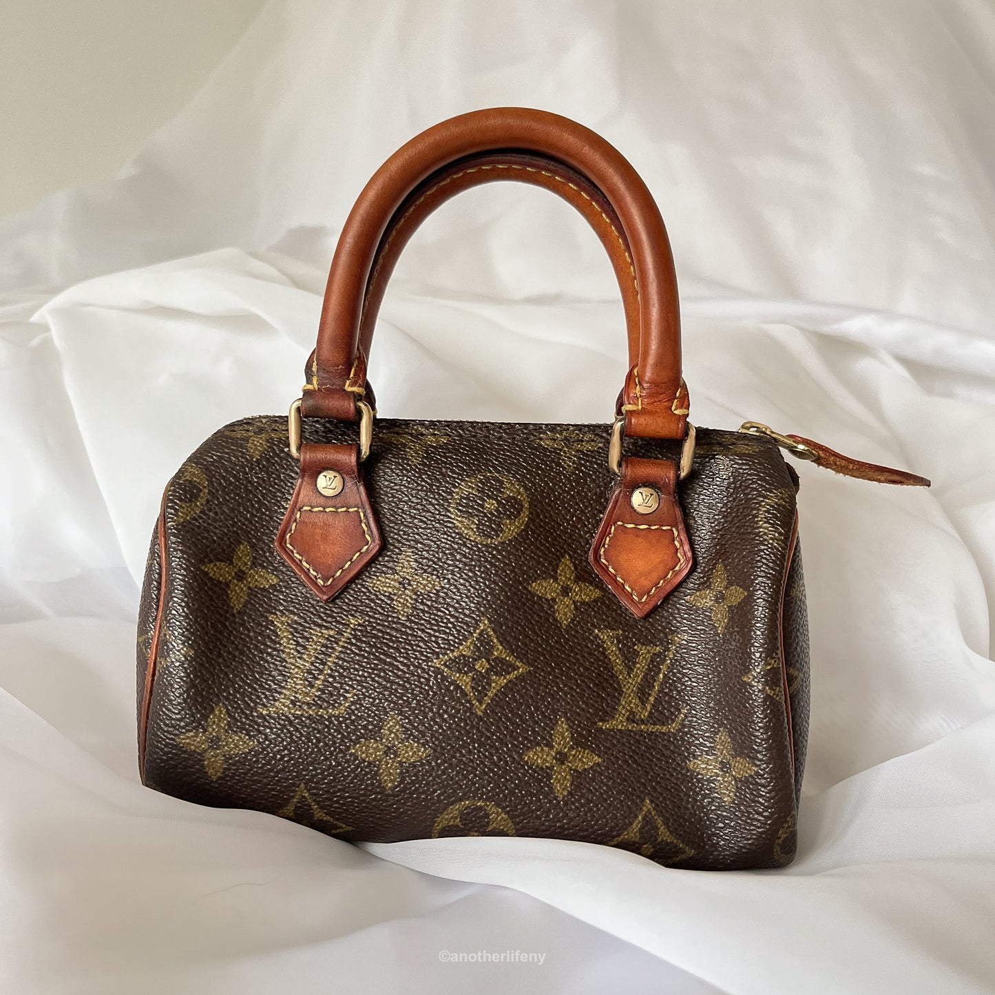 Louis Vuitton Mini Speedy