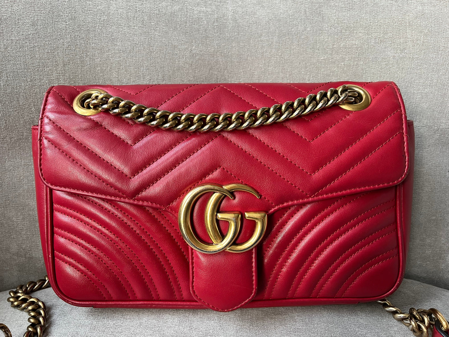 Gucci Chain Leather Shoulder Bag