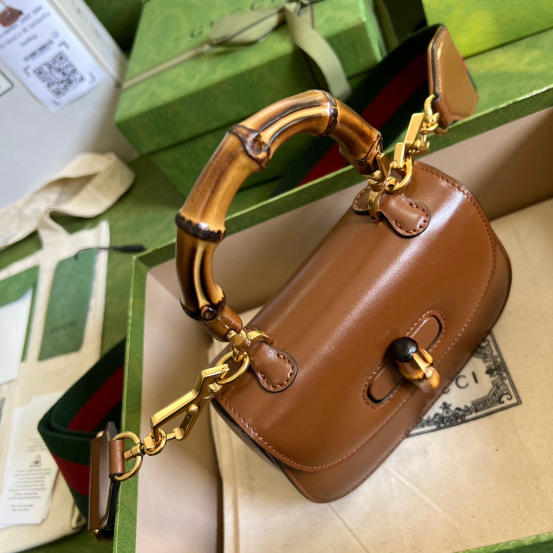 Gucci Bamboo Leather Shoulder Bag Style 10