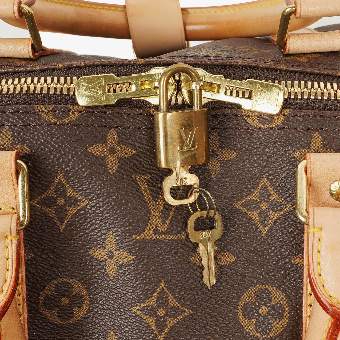 Louis Vuitton Keepall 55 Monogram Canvas Travel Bag