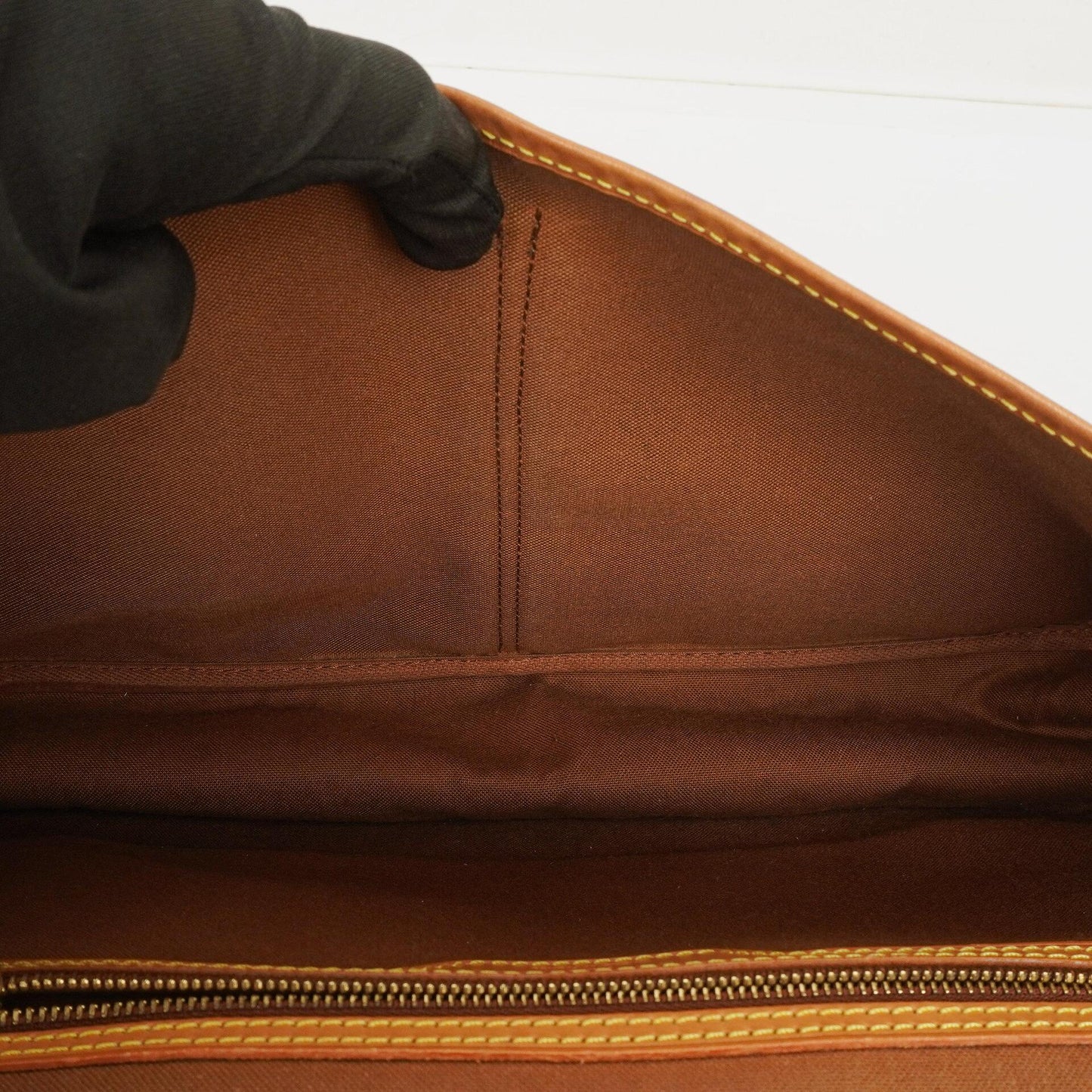 Louis Vuitton Monogram Canvas Sac Gibeciere GM