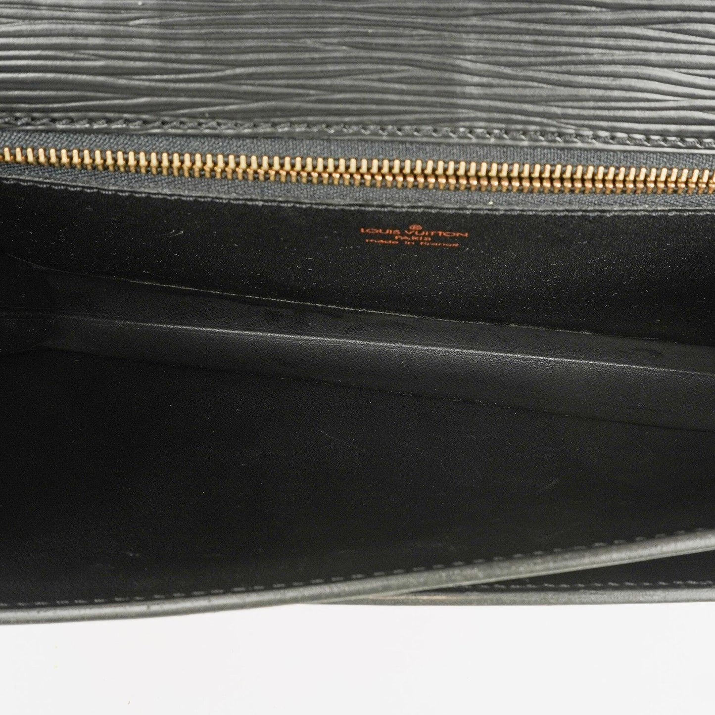 Louis Vuitton Pochette Sellier Dragonne Black Epi Clutch