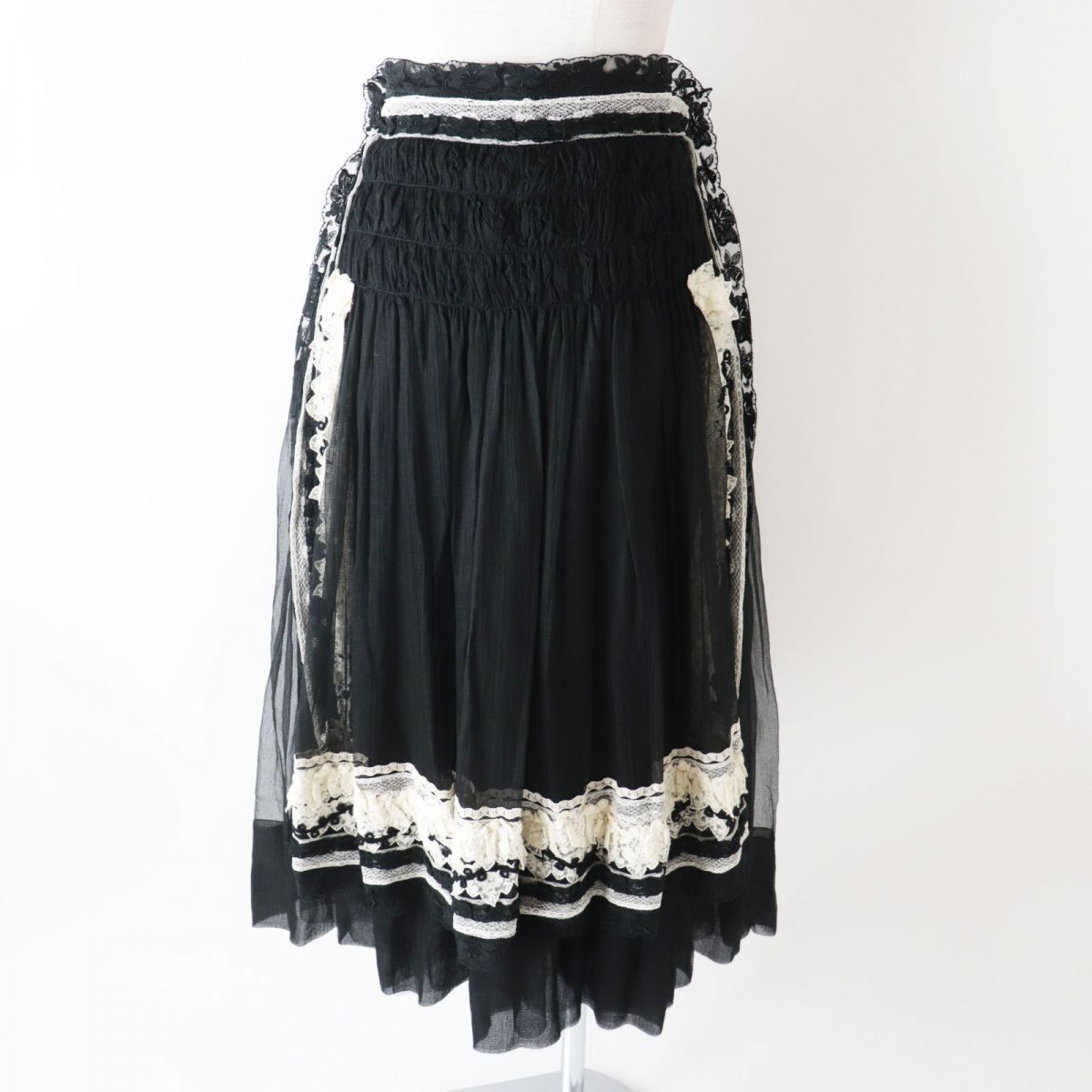 CHANEL skirt Outer: 100% silk, Lining: 100% silk, Part: 100% polyester Black x white Women 38