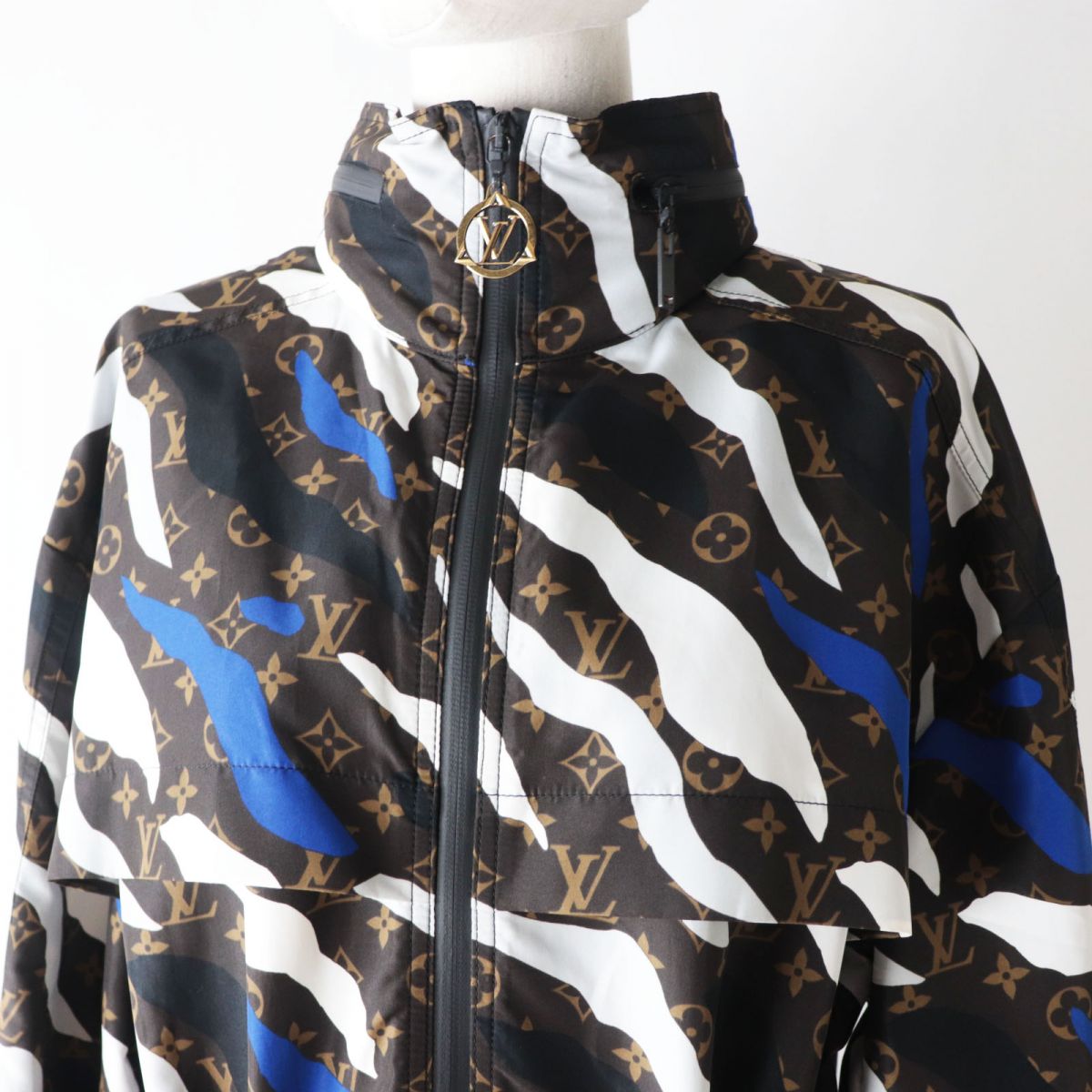 LOUIS VUITTON Hoodie Outer: 100% polyester, Lining: 100% nylon, Part: 100% nylon monogram x multi Women 34