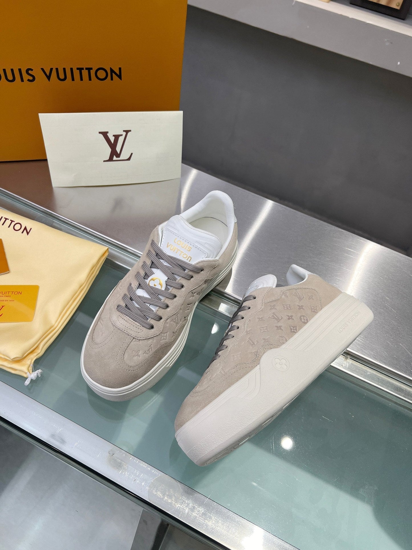 Louis Vuitton Sneakers