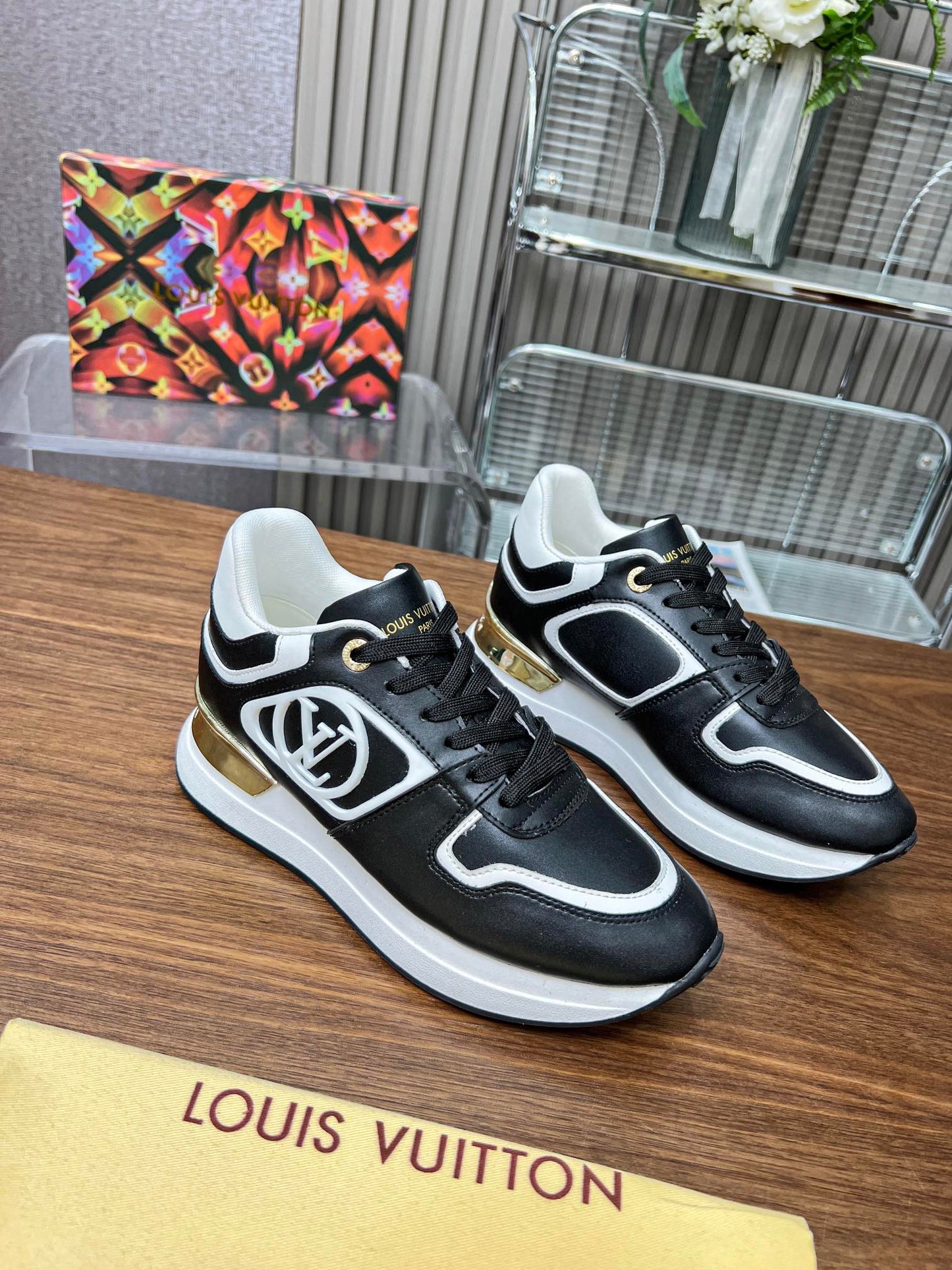 Louis Vuitton Sneakers