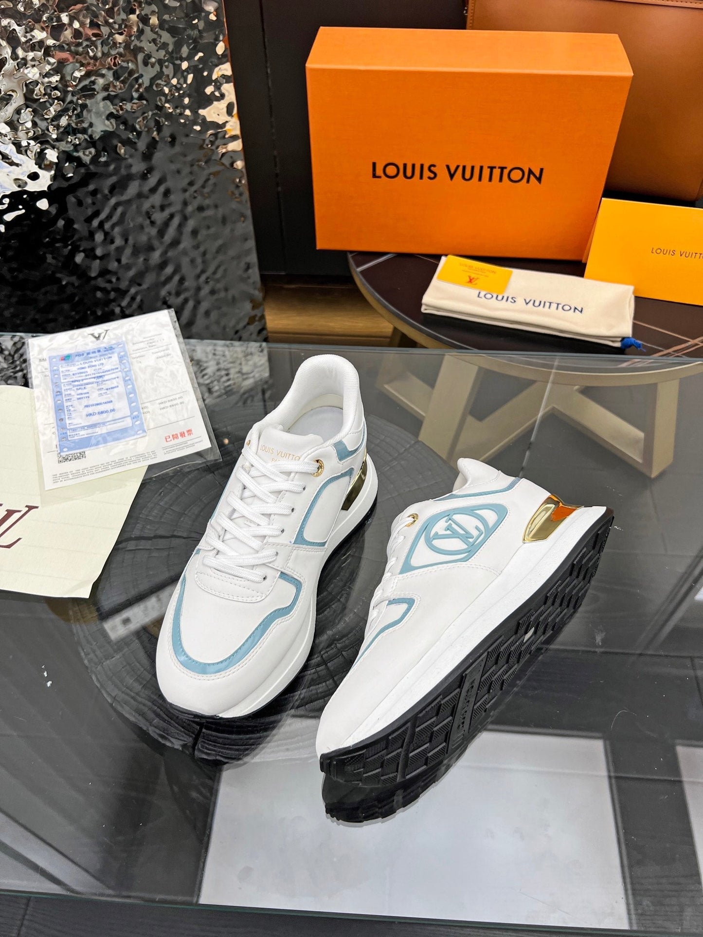 Louis Vuitton Sneakers