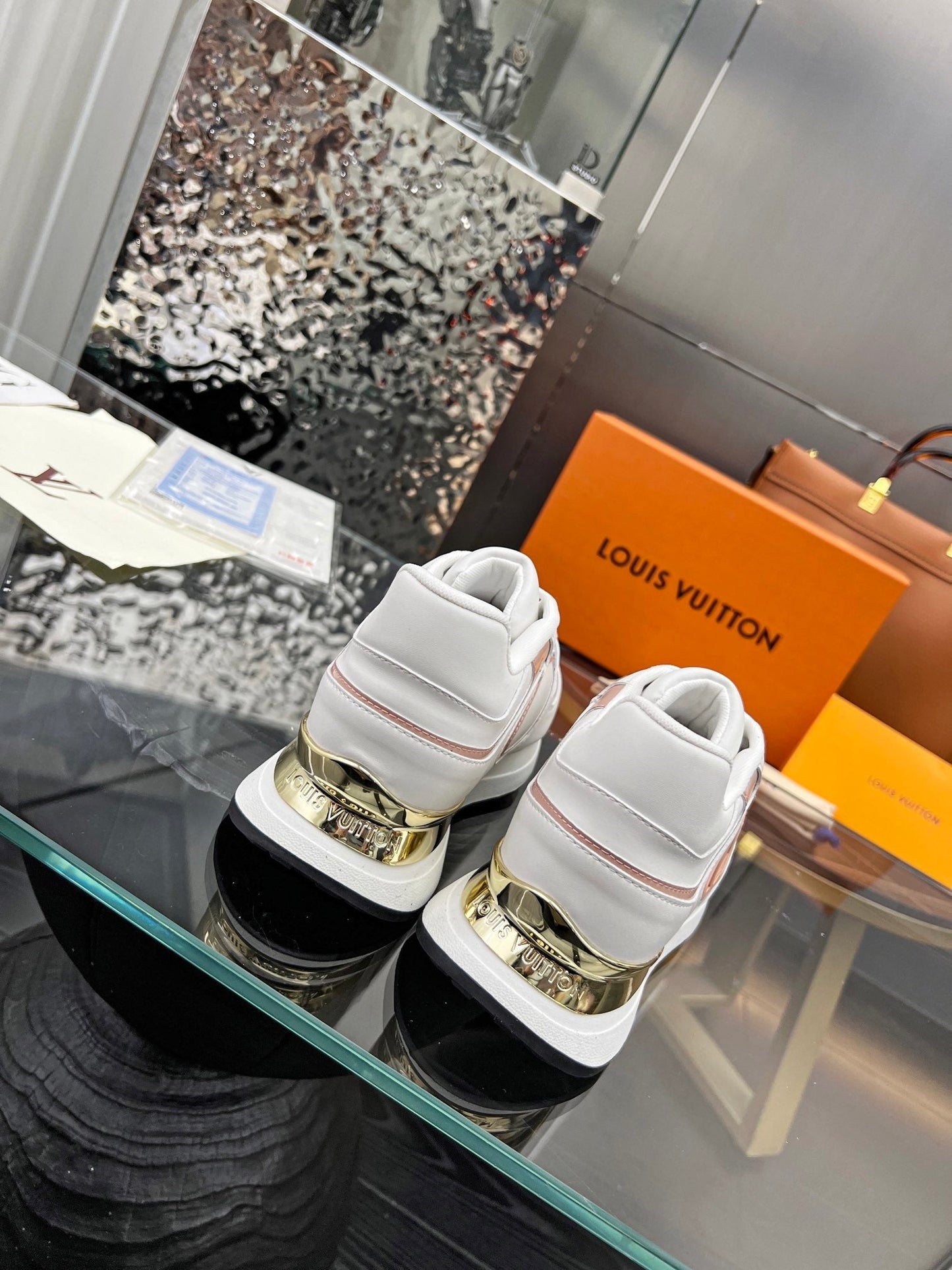 Louis Vuitton Sneakers