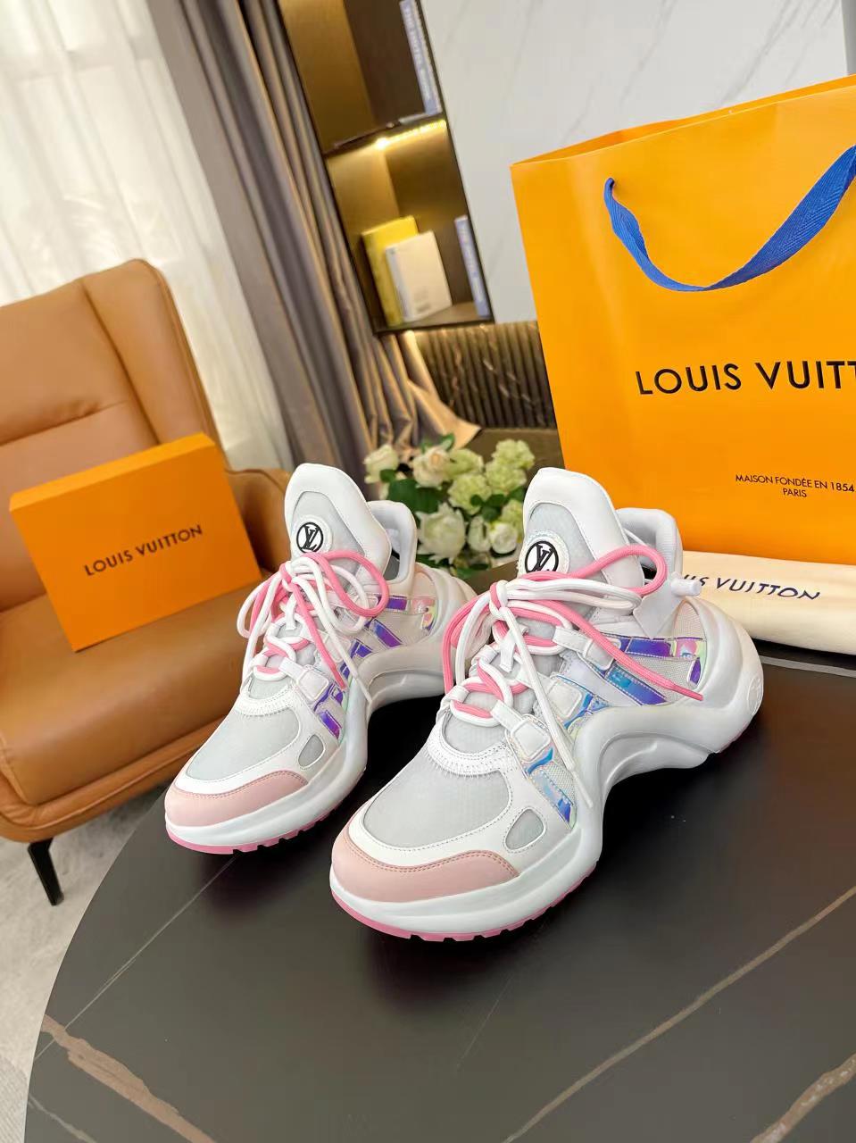Louis Vuitton Sneakers