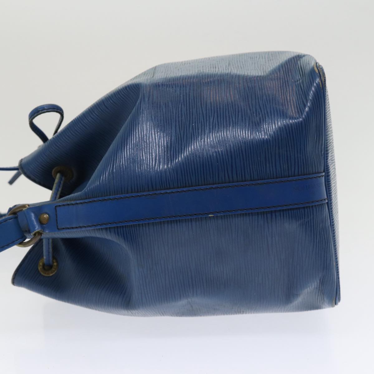 LOUIS VUITTON Epi Petit Noe Shoulder Bag Blue M44105 LV Auth mr340