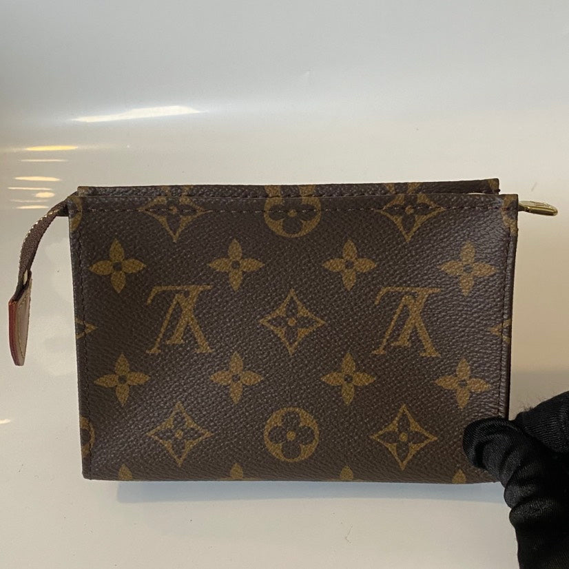 Louis Vuitton Monogram Pouch Brown Canvas Clutch
