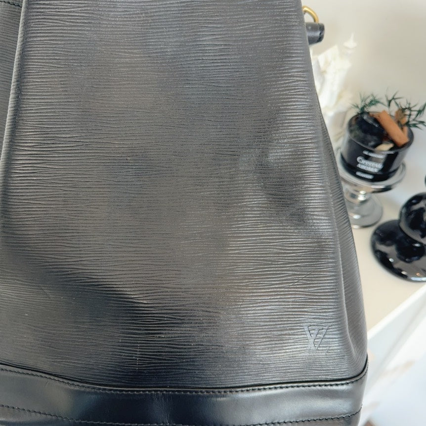 Louis Vuitton Petit Noe Epi Leather Black Bucket Bag
