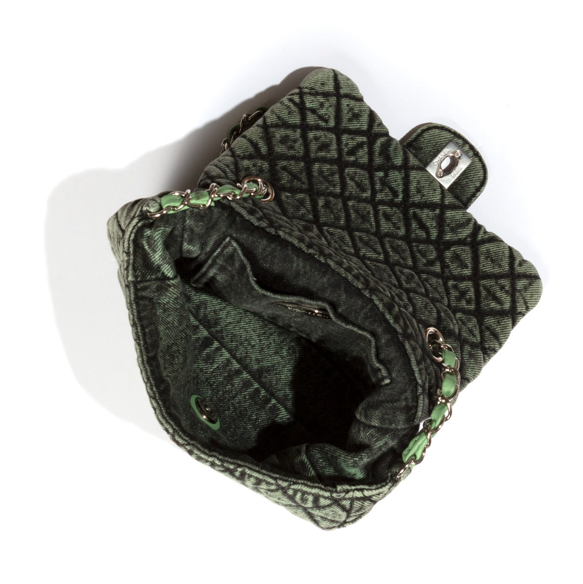 Chanel Mini Flap Bag pression 20C