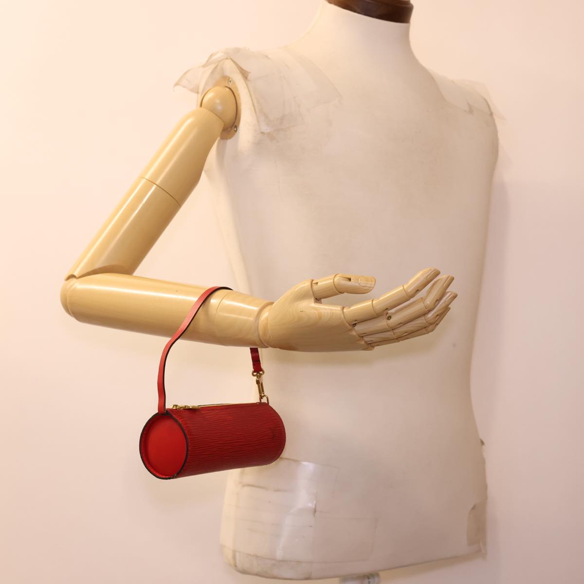 LOUIS VUITTON Epi Soufflot Pouch Accessory Pouch Red LV tb612