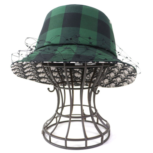 Christian Dior hat 95TDD923G142 Outer material: 55% polyester, Outer material: 43% cotton, Outer material: 2% polyurethane, Lining: 100% cotton, Part: 100% nylon Green type Women 58