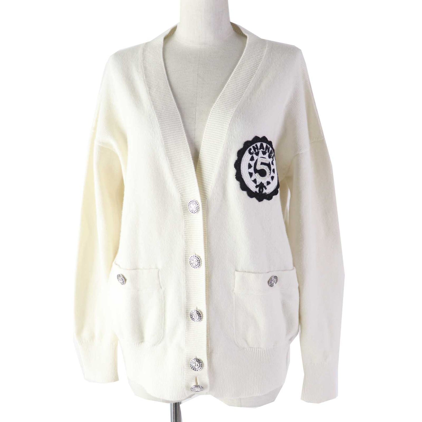 CHANEL cardigan P74230 Outer: 100% cashmere, part: 99% cashmere, part: 1% polyurethane white Women 34
