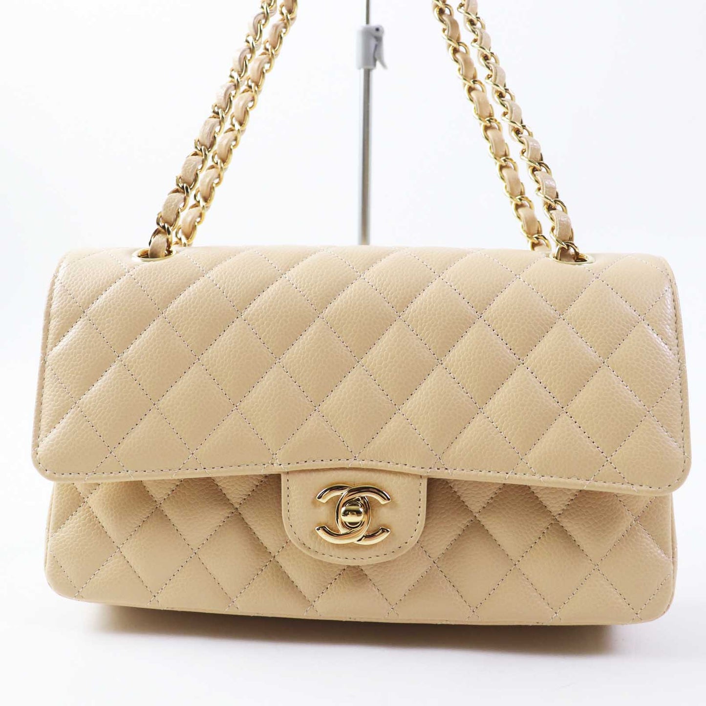Chanel Caviar Skin Matrasse 25 Shoulder Bag Classic Flap