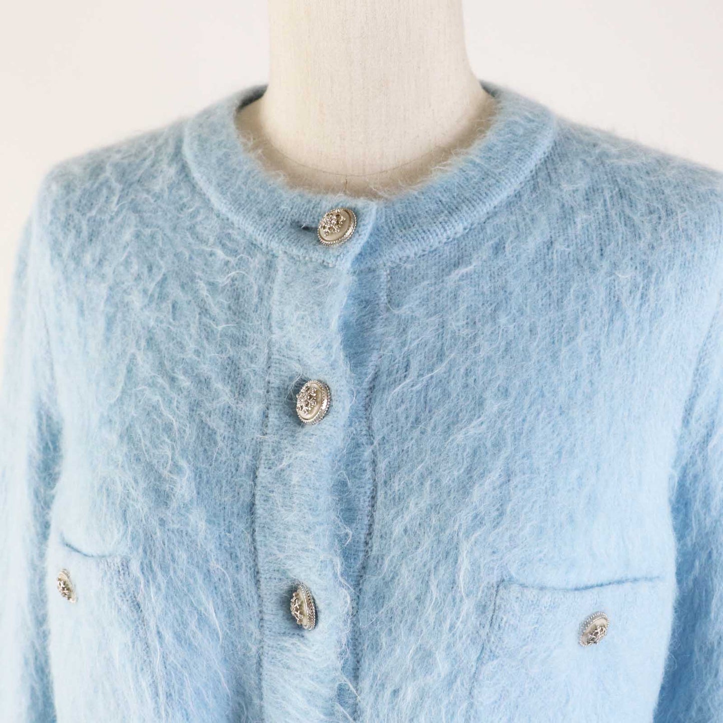 CHANEL cardigan P62193 19B Main: 58% cashmere, 28% alpaca, 14% polyamide Light blue Women 36
