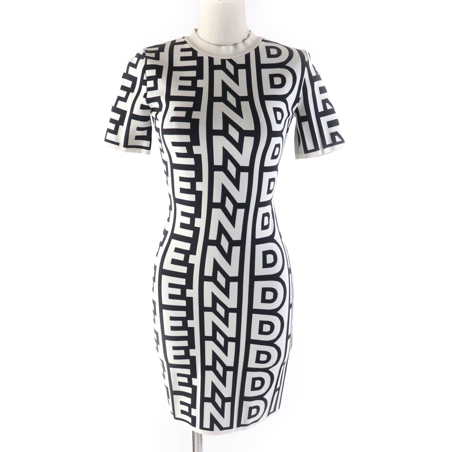 FENDI one piece FZD917 Main: 51% nylon, 32% rayon, 15% polyester, 2% polyurethane White black Women 36