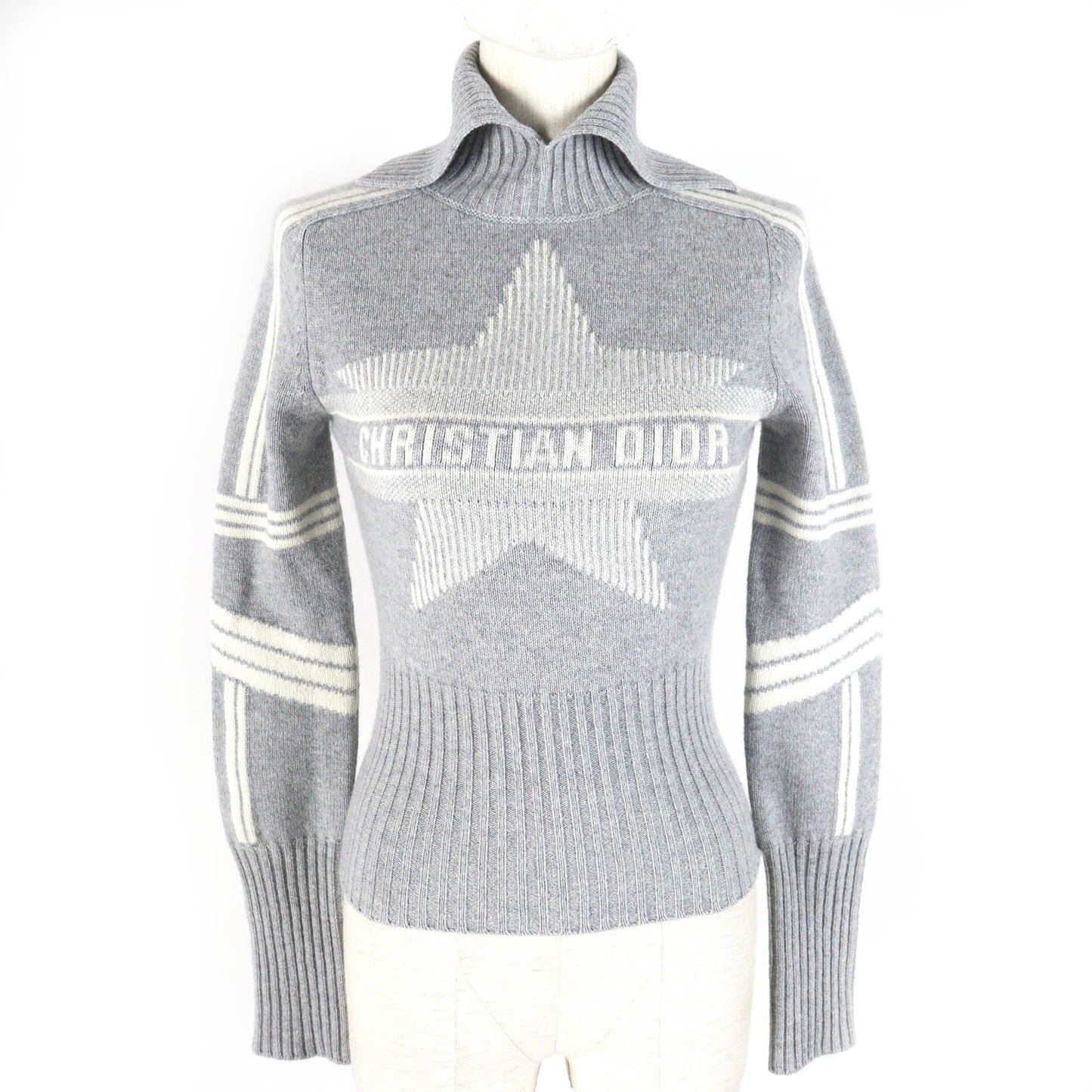 Christian Dior knit 244S77CM134 Main: 70% wool, Main: 30% cashmere Gray white The alps Women 38