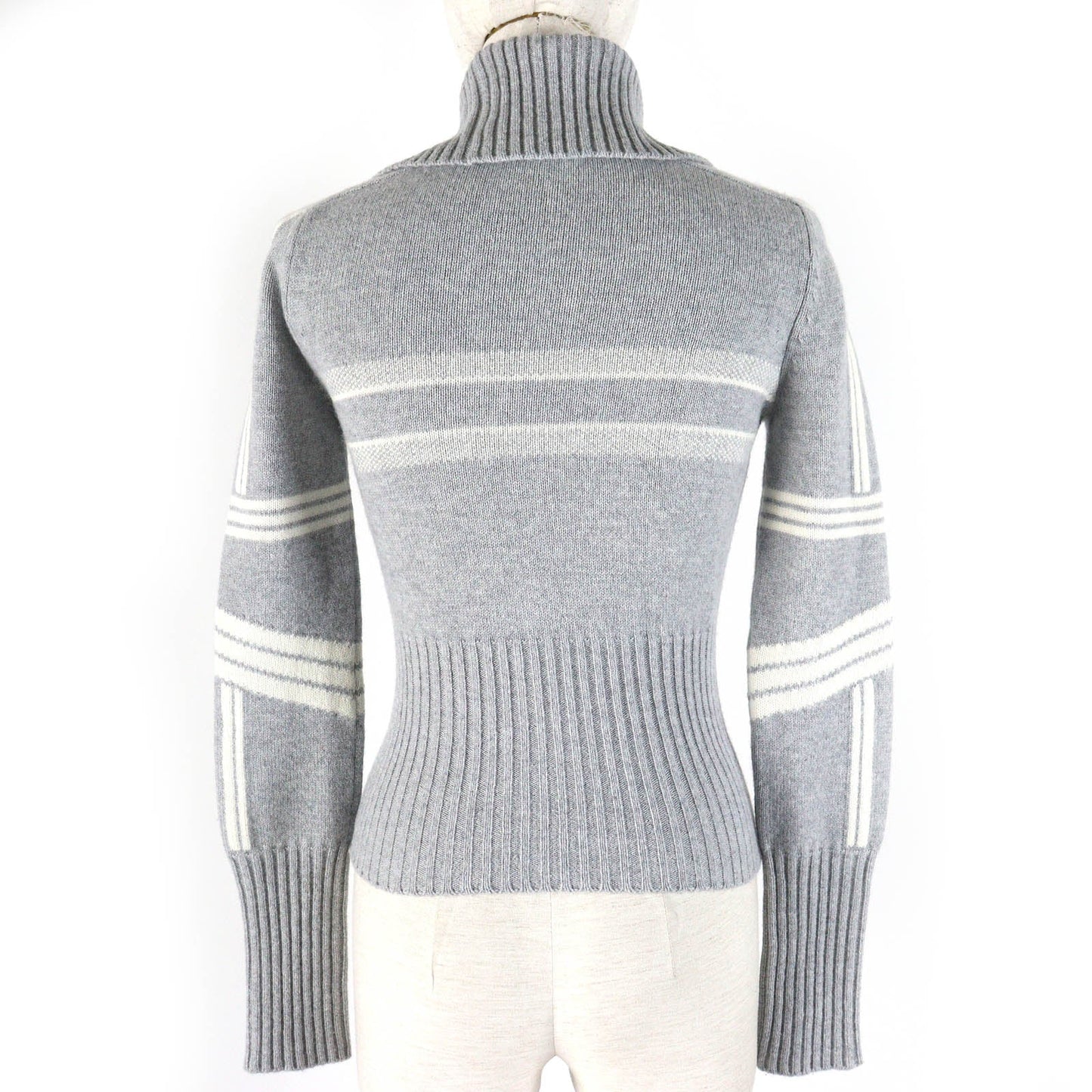 Christian Dior knit 244S77CM134 Main: 70% wool, Main: 30% cashmere Gray white The alps Women 38