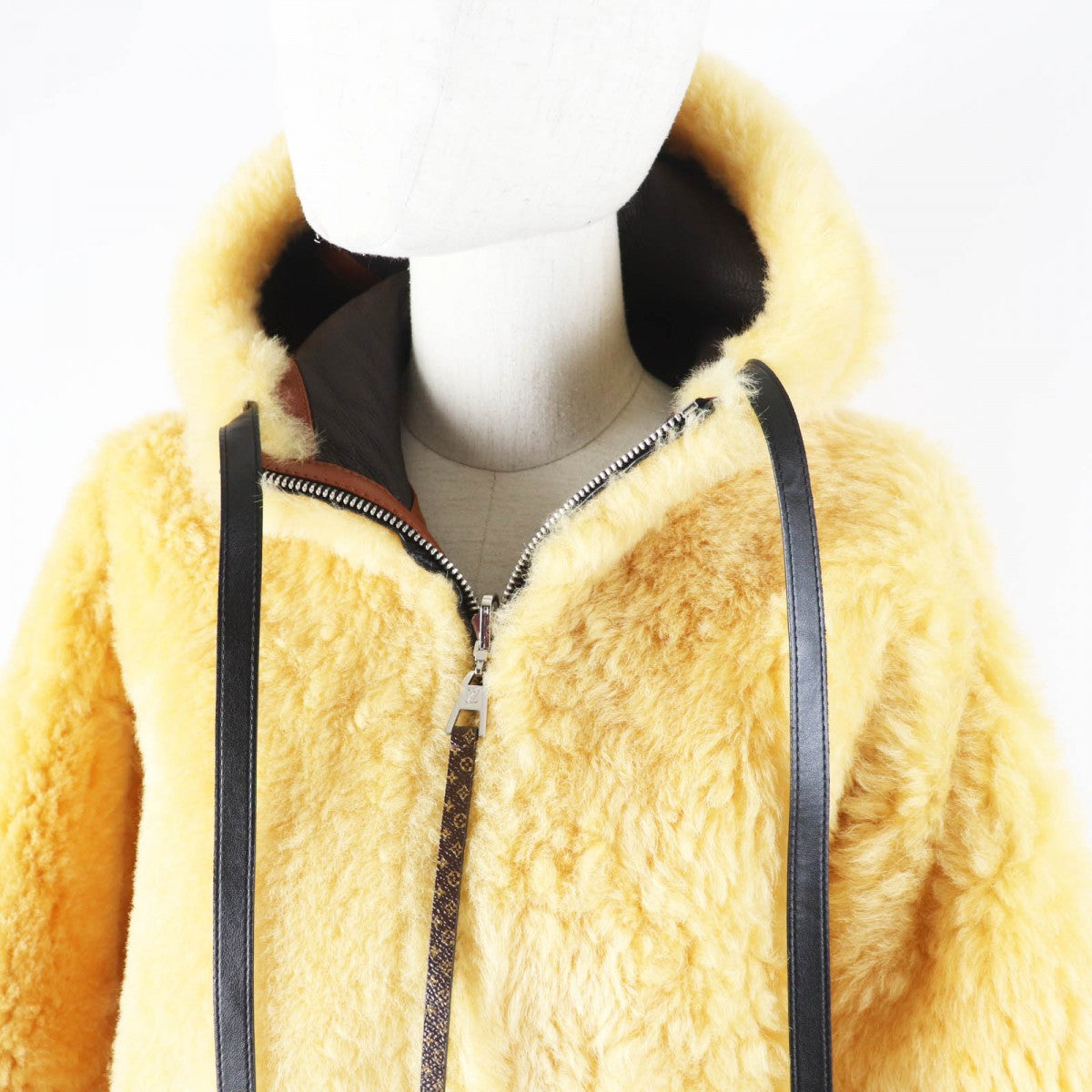 LOUIS VUITTON Mouton jacket FJLJ12XKN Outer: Sheepskin, Lining: 80% Polyester, Lining: 20% Polyurethane, Leather part: Sheepskin Dark brown Women