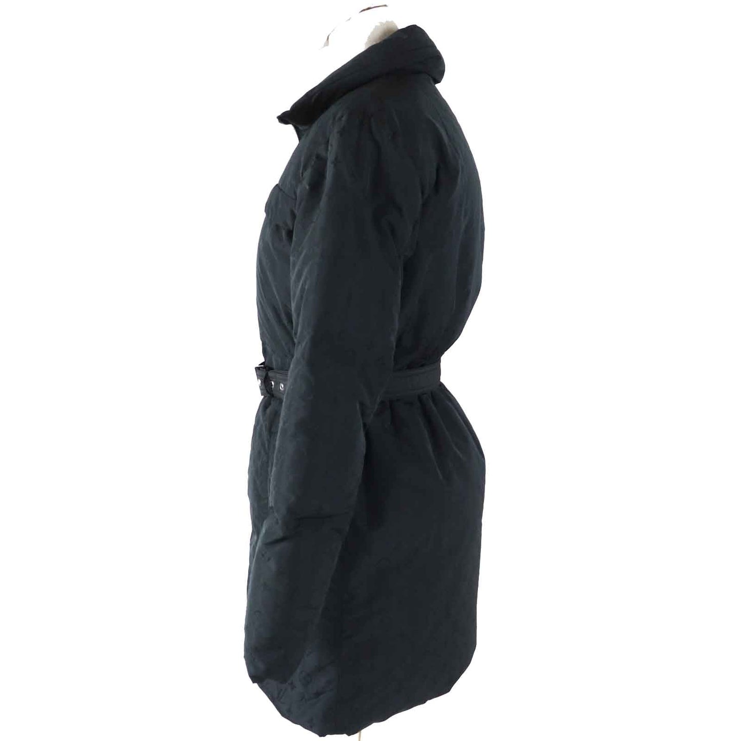 LOUIS VUITTON down coat FFCO018FLX Outer: 59% polyester, Outer: 41% silk, Lining: 50% rayon, Lining: 50% cupra, Filling: 90% down black Women 36