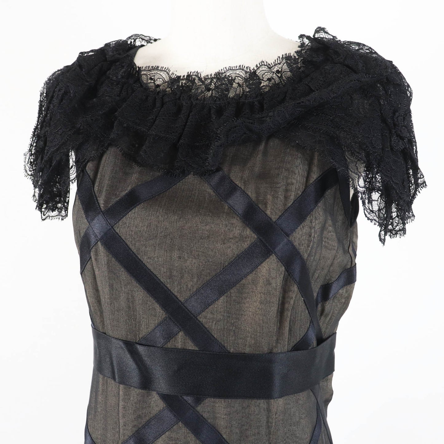 CHANEL one piece 07P P30570 Main: 100% silk, Part: 100% silk Black beige Women 38