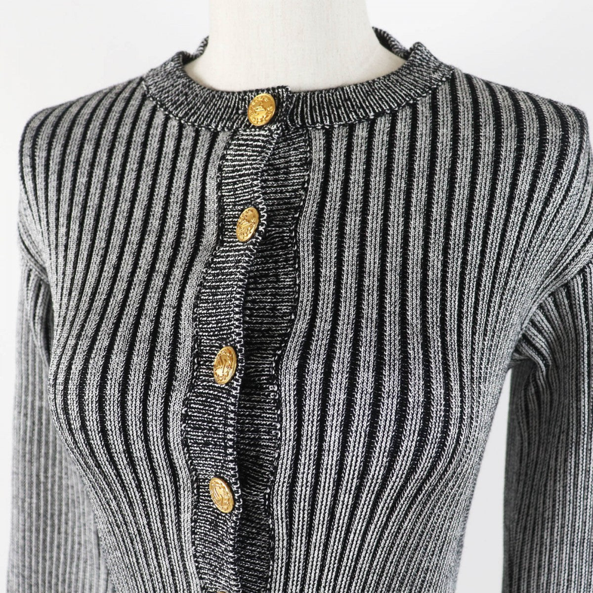 LOUIS VUITTON cardigan Outer material: 47% rayon, 45% wool, 7% nylon, 1% polyurethane Black Grey Trumpet Sleeve Women M