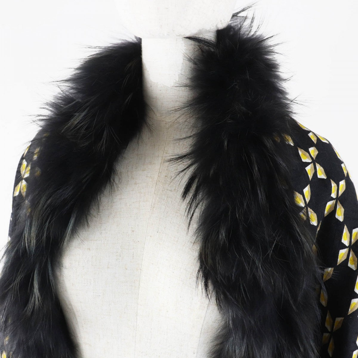 FENDI scarf FXT069 Main: 60% silk, Main: 40% wool, Part: raccoon Black Yellow Beige White Women