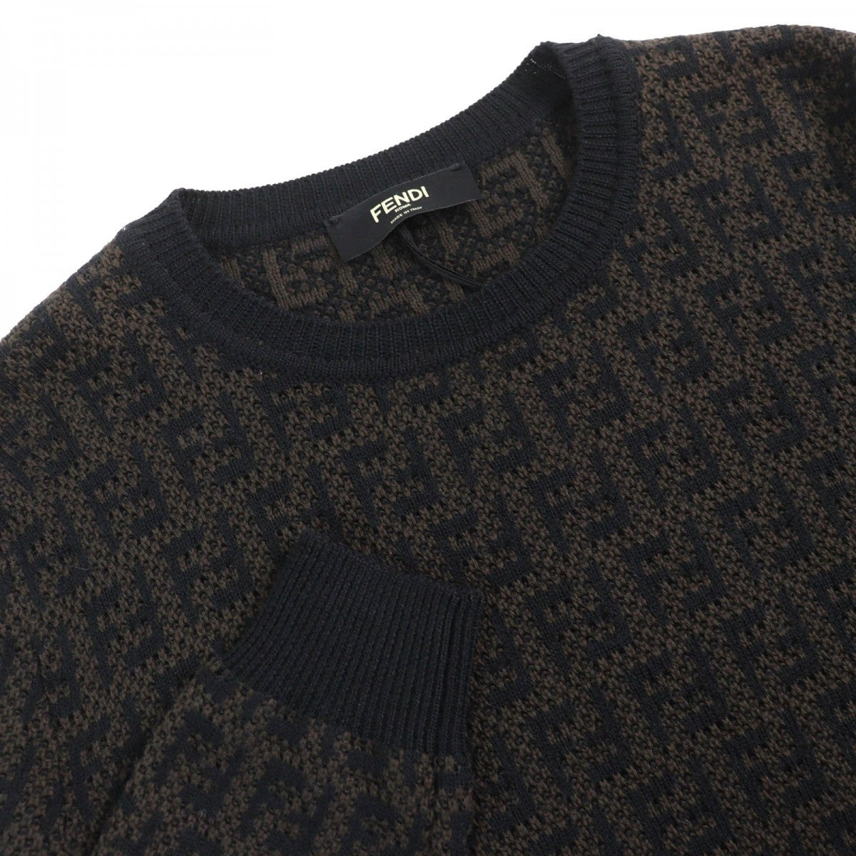 FENDI knit FZX034 Main: 54% wool, Main: 39% cotton, Main: 7% cashmere Black dark brown mens 50