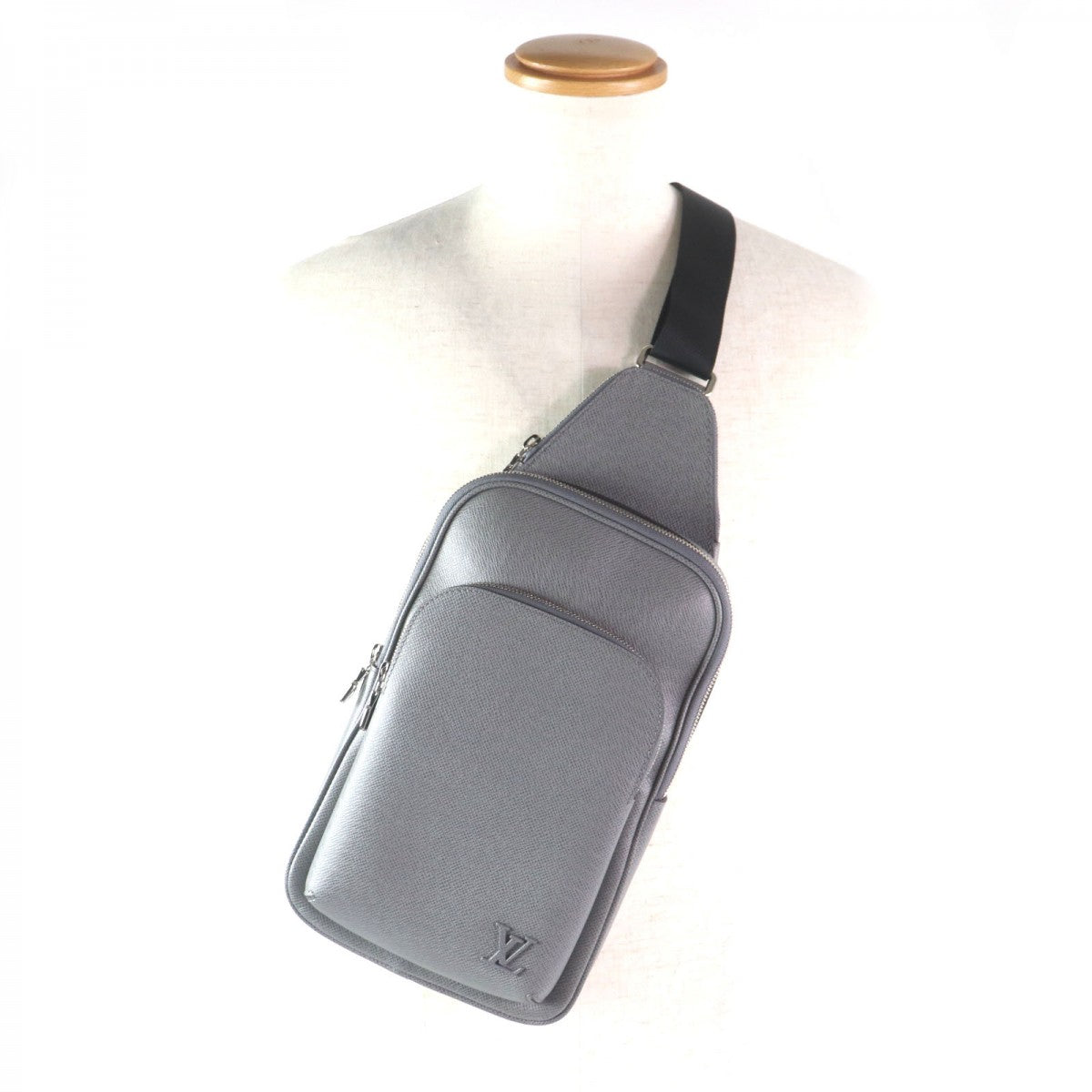 LOUIS VUITTON Sling bag M30951 Main: Taiga gray Taiga Avenue sling bag mens