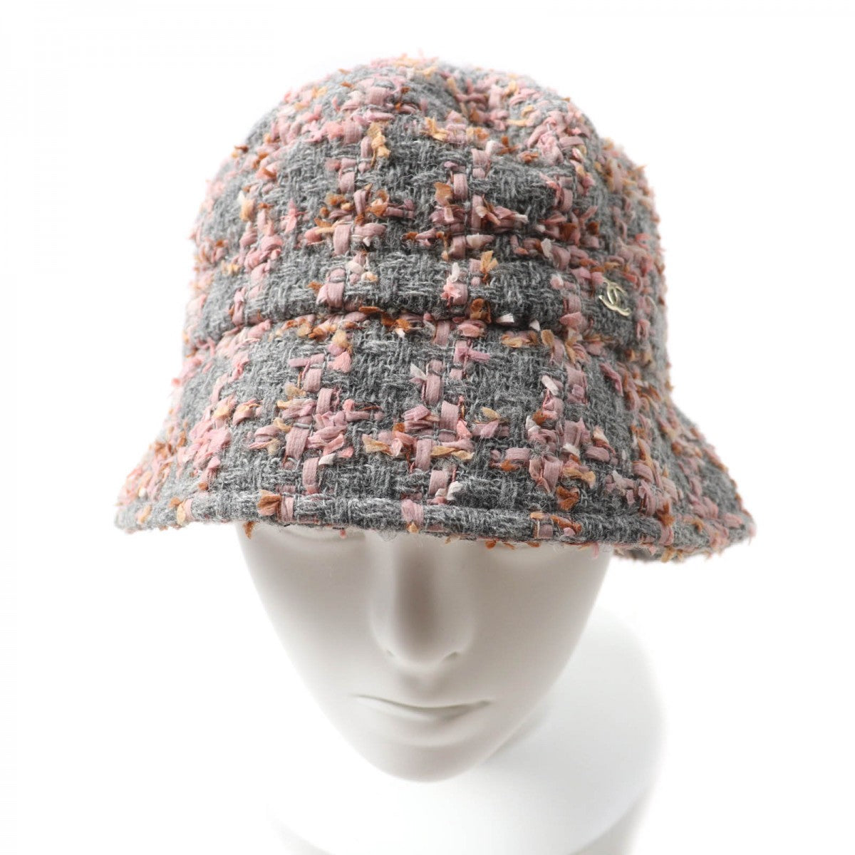 CHANEL hat Main: 52% wool, Main: 39% polyamide (nylon), Main: 8% cotton, Main: 1% alpaca, Lining: 100% cotton Gray pink Women M