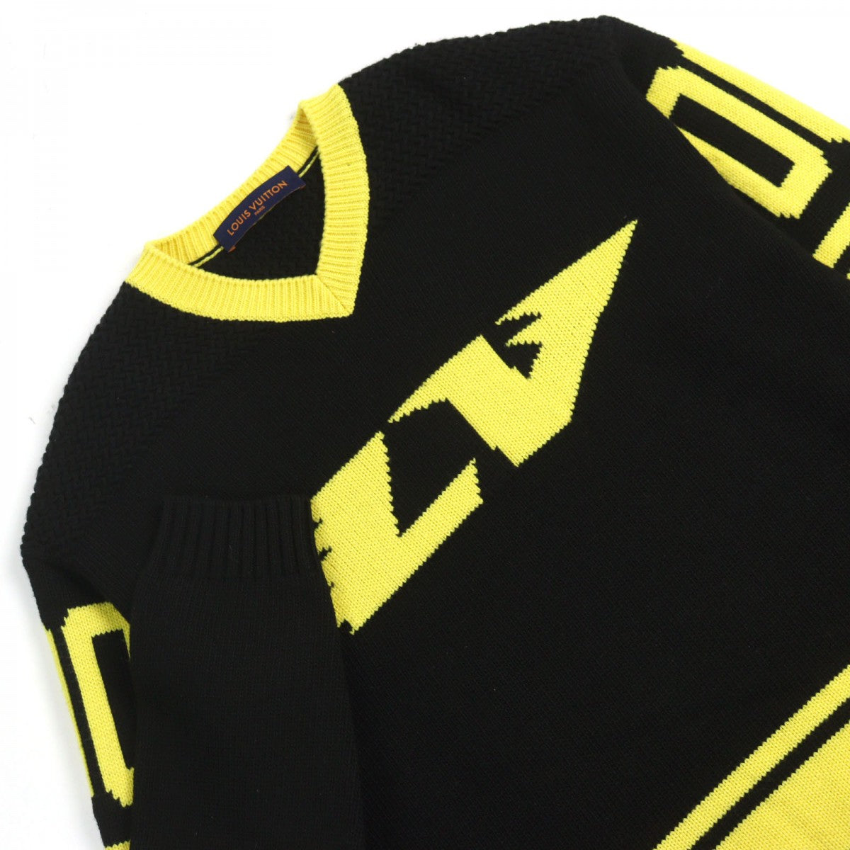 LOUIS VUITTON knit HMN86W Main: 68% wool, 18% rayon, 9% nylon, 5% cashmere Black yellow LV Intarsia football knit mens S