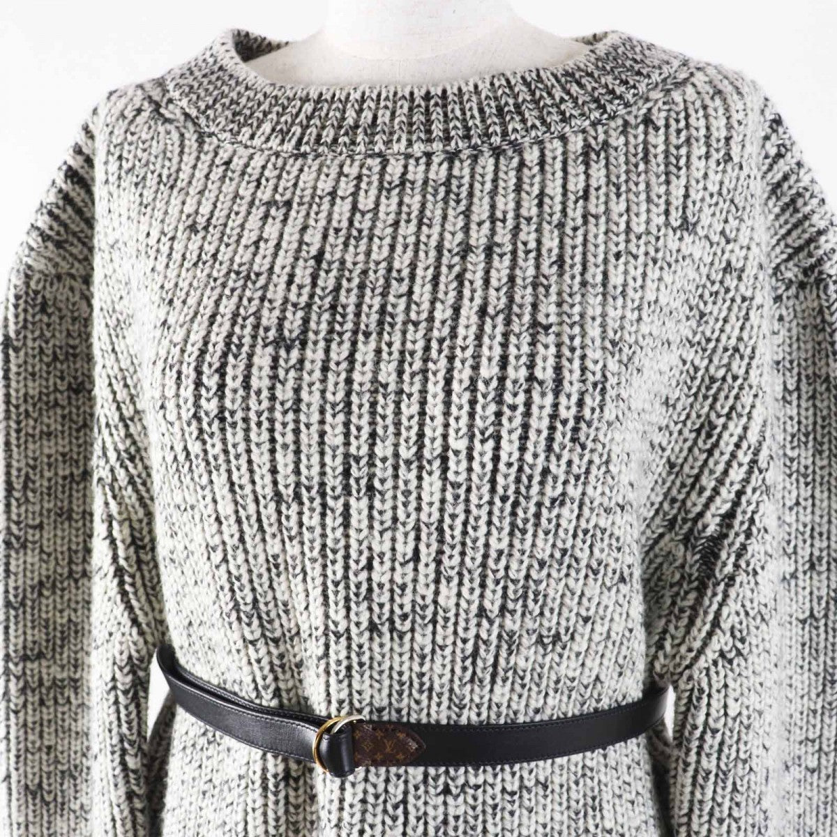 LOUIS VUITTON knit Main: 100% wool, some parts: 50% cotton, some parts: 50% polyester, some parts: sheepskin, some parts: 50% cotton Black White Women M