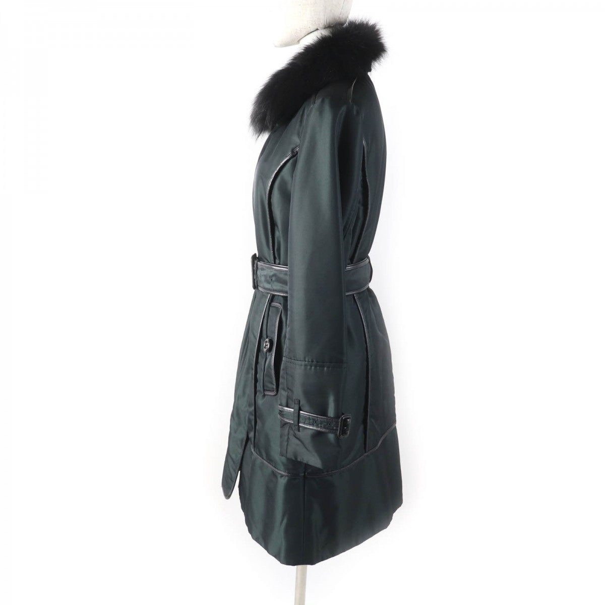 BURBERRY LONDON coat Outer: 100% polyester, Part: Sheepskin, Fur: Fox, Part: Cowhide, Filling: 100% polyester Dark green Women 38