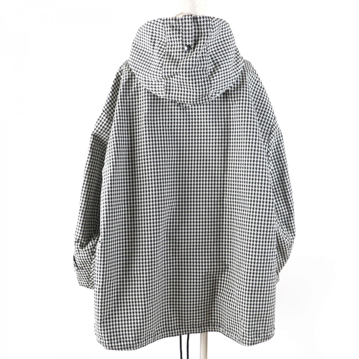 Christian Dior Blouson 017C10A2856 Main: 100% polyester, Part: 100% polyester White black anorak Women L