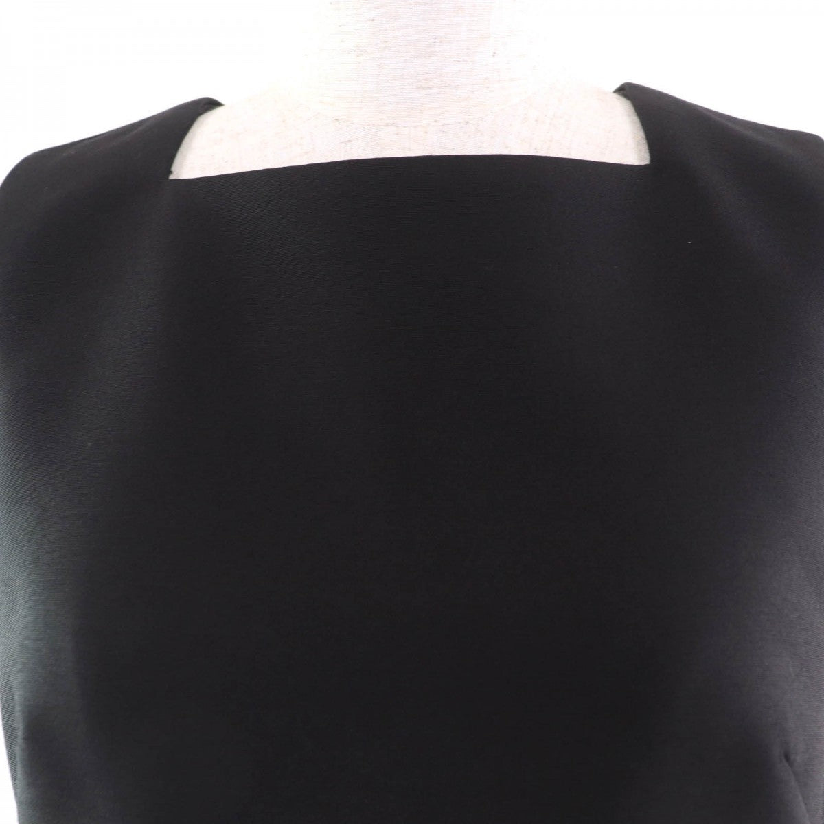LOUIS VUITTON Overall wool black Button-waist Mikado playsuit 34
