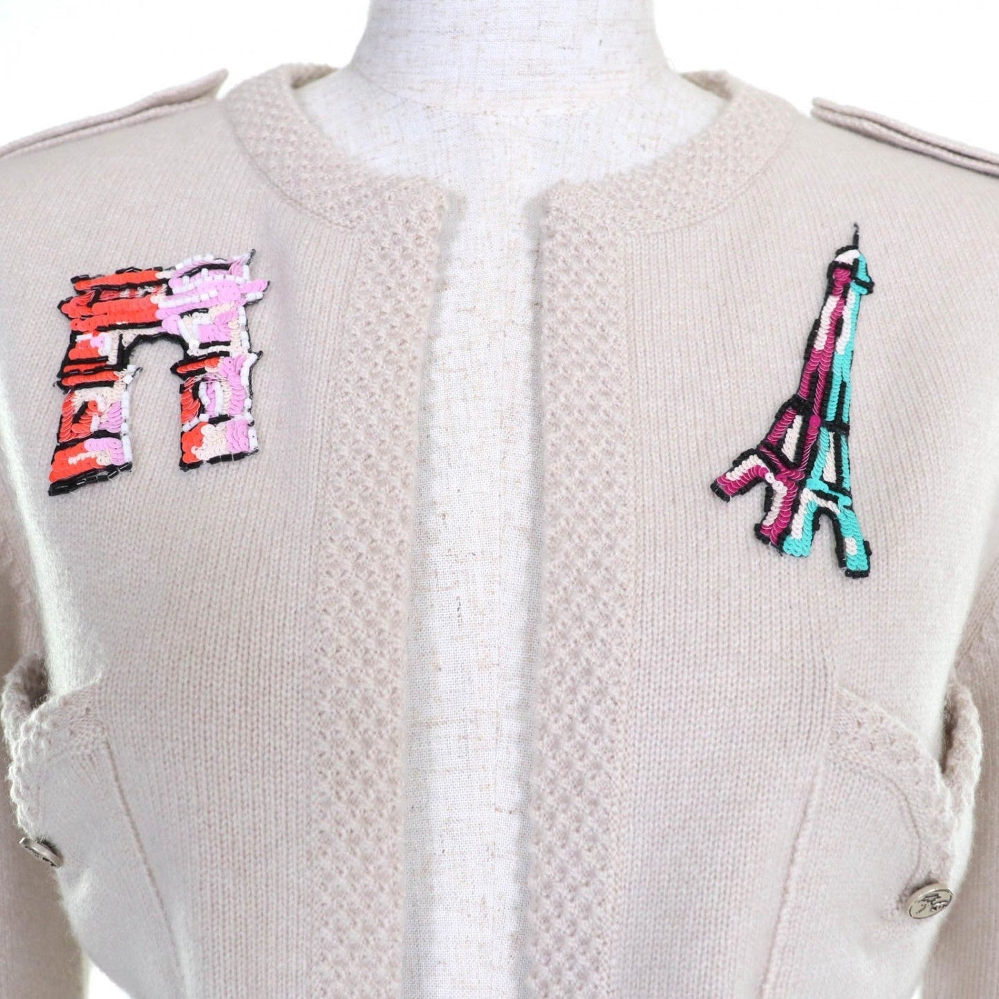 CHANEL cardigan 06ï¼£ P27653V20072 cashmere beige 40