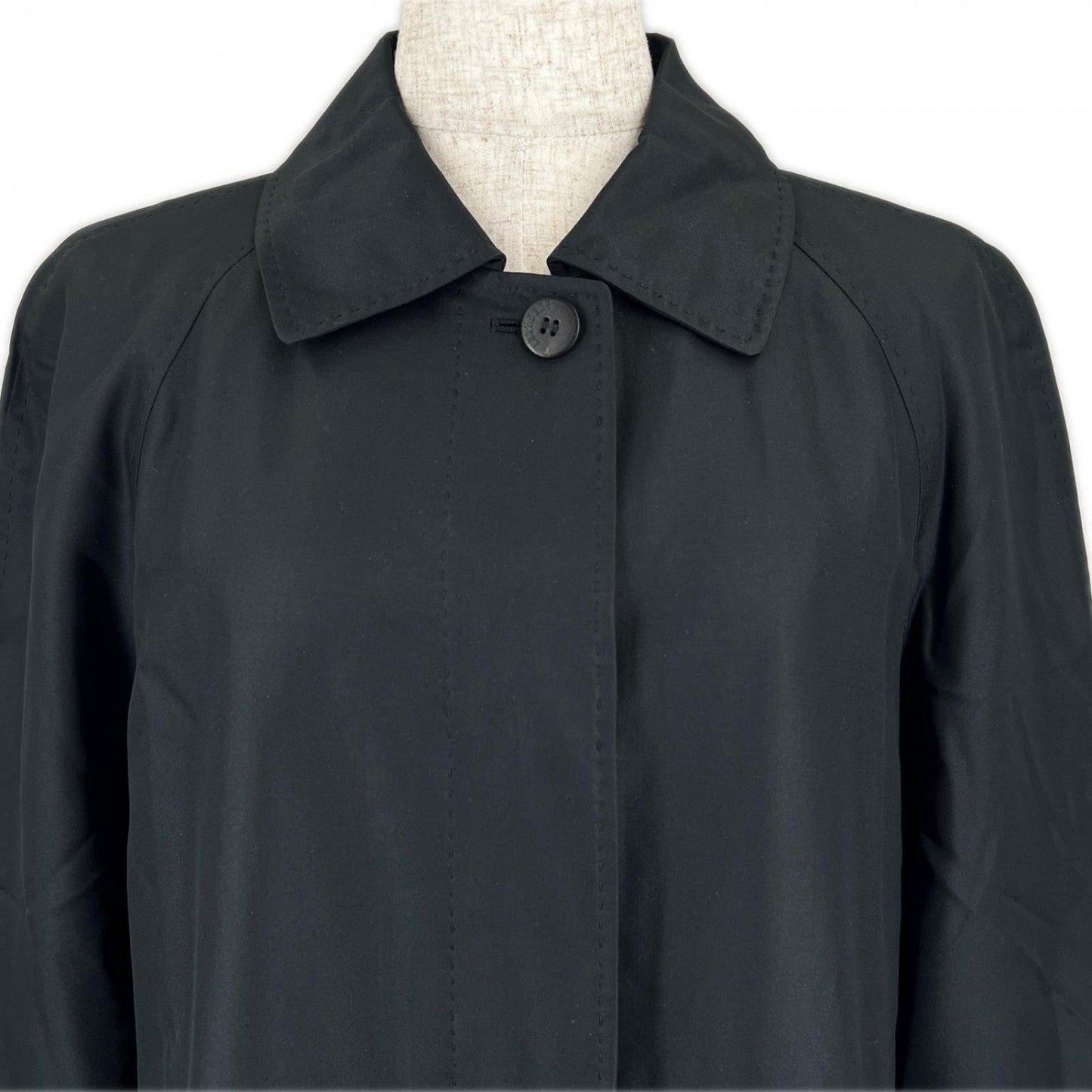 BURBERRY LONDON Stainless collar coat FD257-305-09 silk black 9