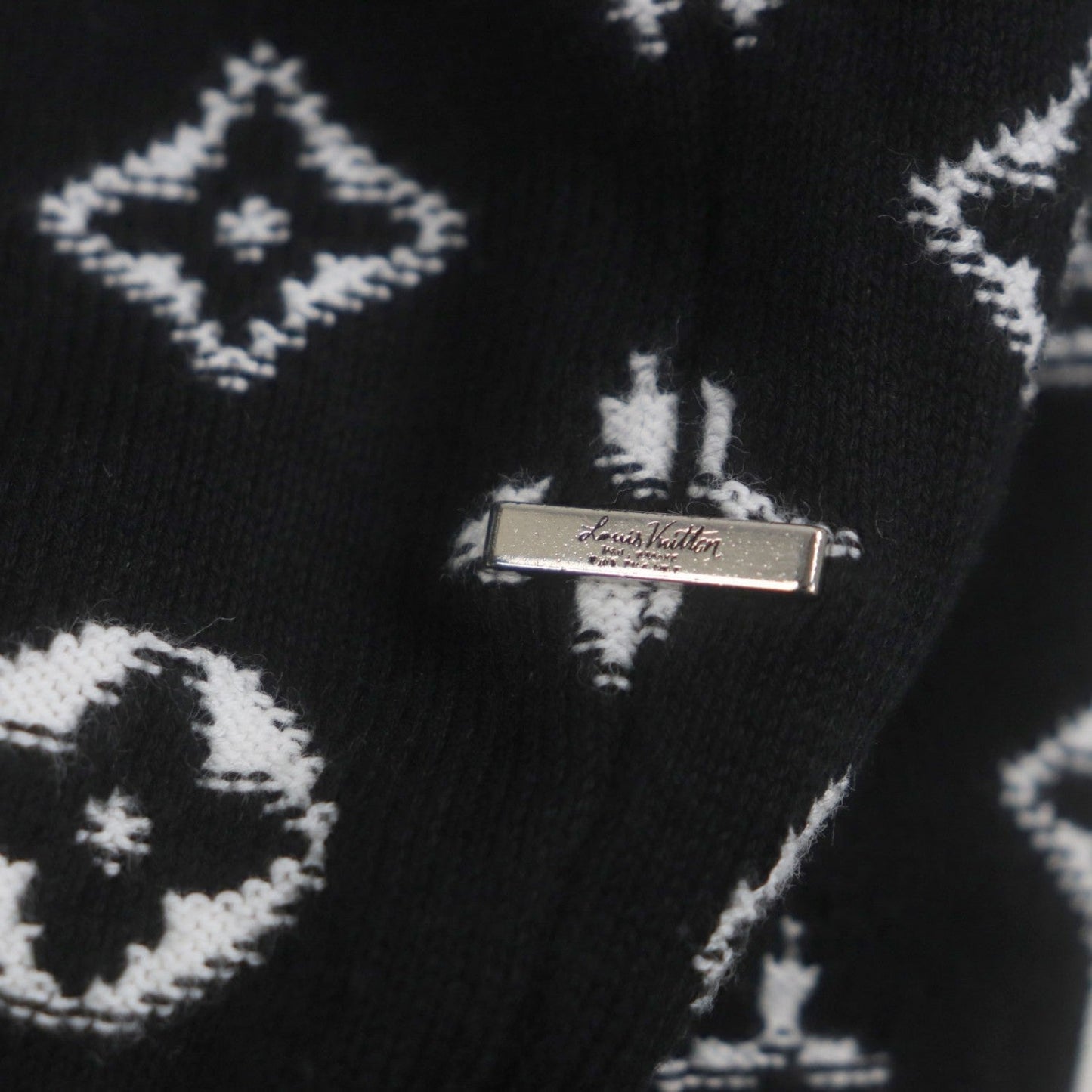 LOUIS VUITTON sweater HKN44W cotton black monogram gradient L