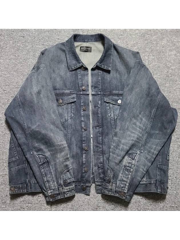 Luxury Balenciaga Trending 2026 DECONSTRUCT JACKET 115